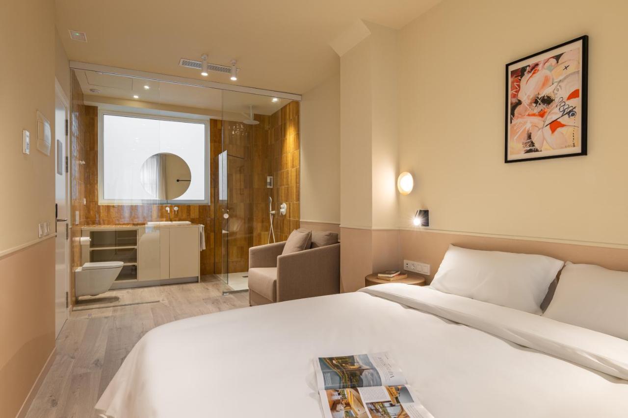 La Florida Suites By Olala Homes لوسبيتاليت دي يوبريغات المظهر الخارجي الصورة